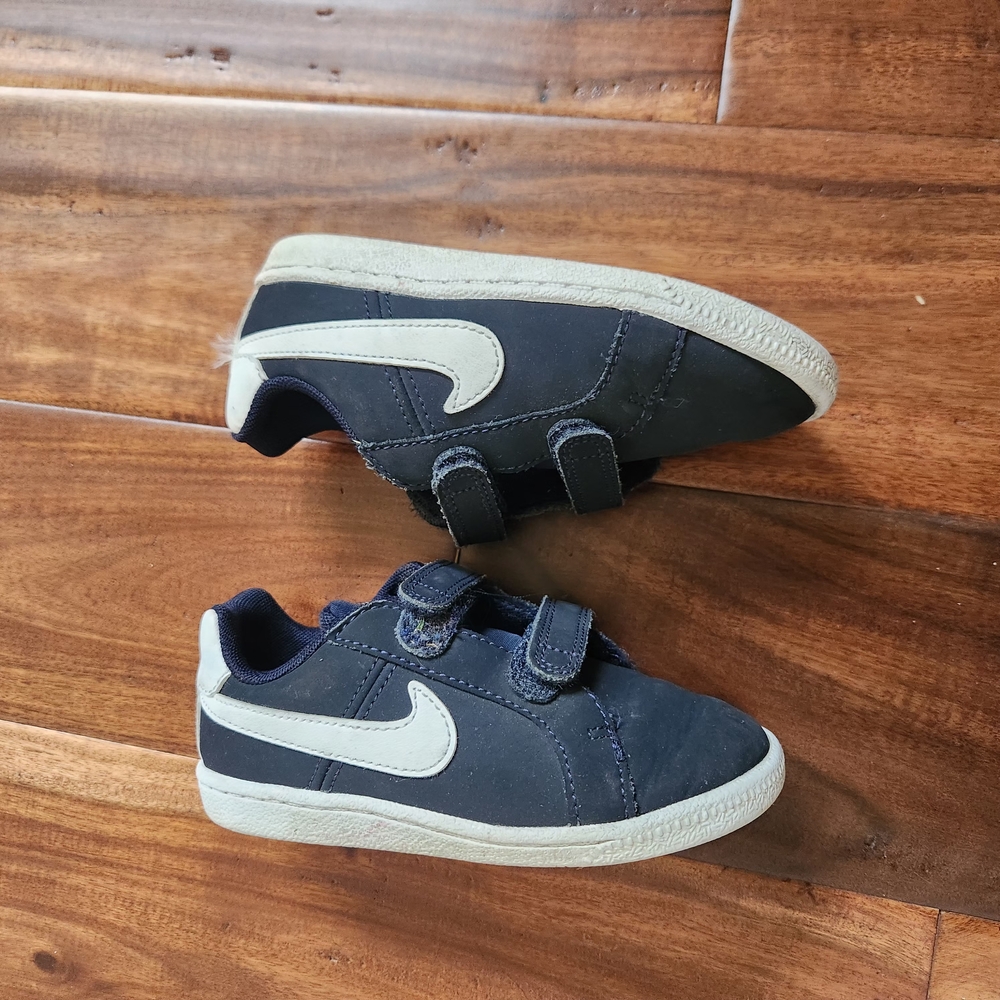 Nike Blue and White Velcro Sneakers